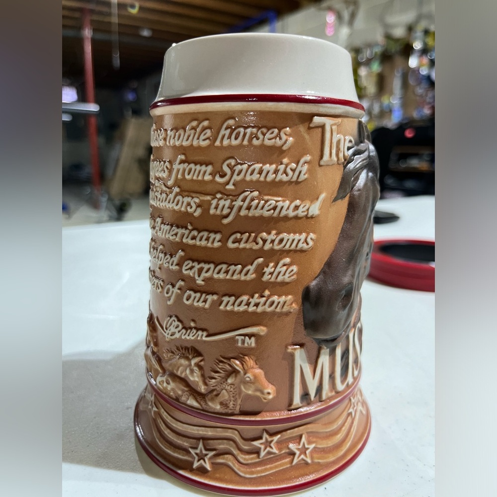 MUSTANG MUG 2001 - Picture 6 of 6